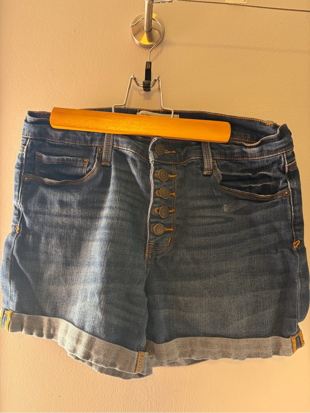 Women’s Jean Shorts
